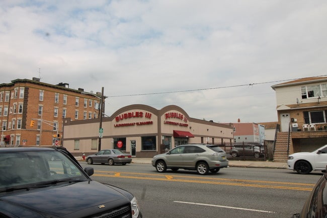 Building Photo - 3495 John F. Kennedy Blvd