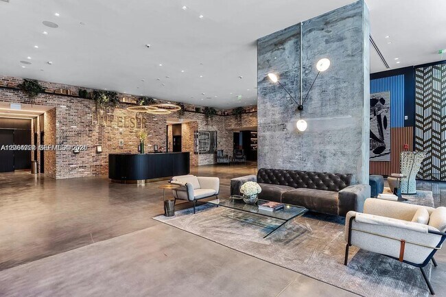 Foto del edificio - 398 NE 5th St
