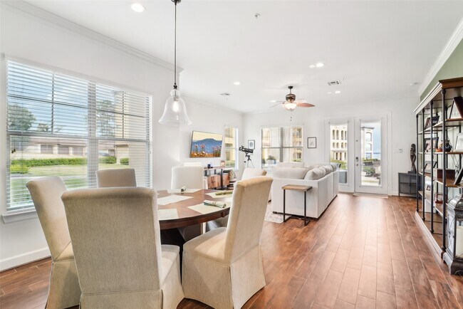 Foto del edificio - 17040 W Farm To Market 1097