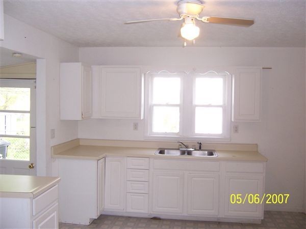 Foto del edificio - 1014 W Hickory St