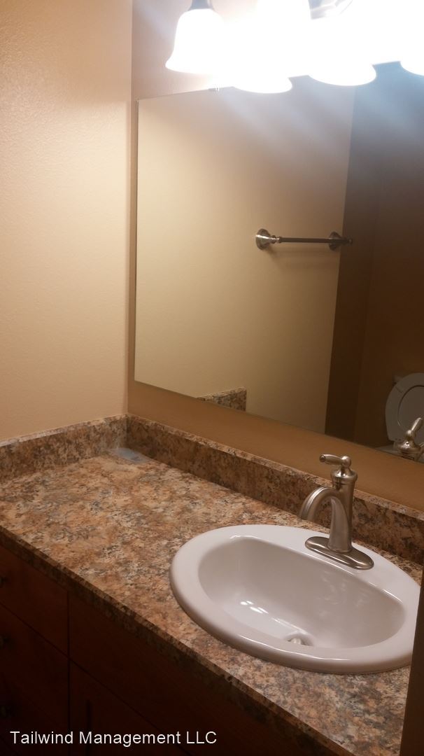 Building Photo - 5 br, 2 bath House - 2122 Wingate Lane