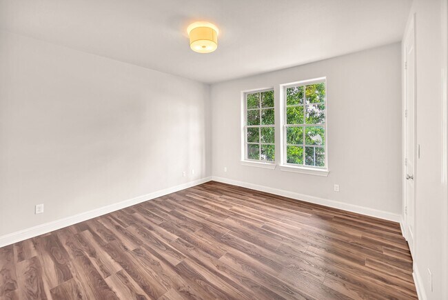 Foto del edificio - 9644 Knight Rd