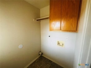 Building Photo - 503 Bermuda St