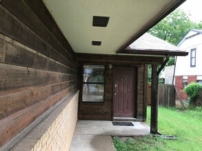 Building Photo - 512 N 37th St