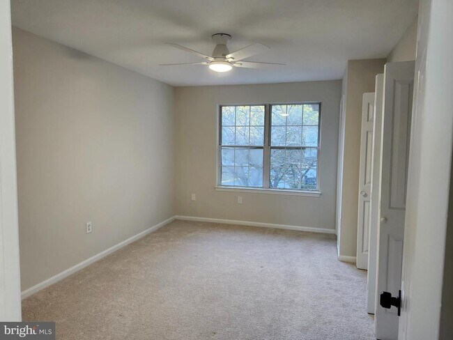 Building Photo - 4884 Saltwater Dr