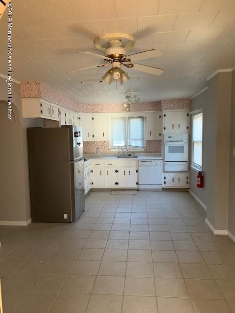 Foto del edificio - 221 Maple Pl