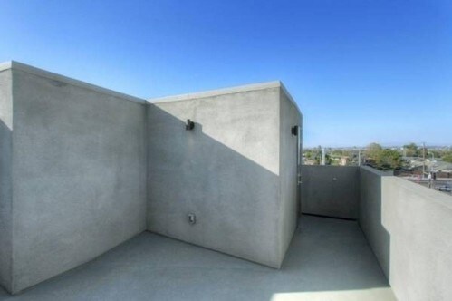 Foto del edificio - 8748 Reading Ave