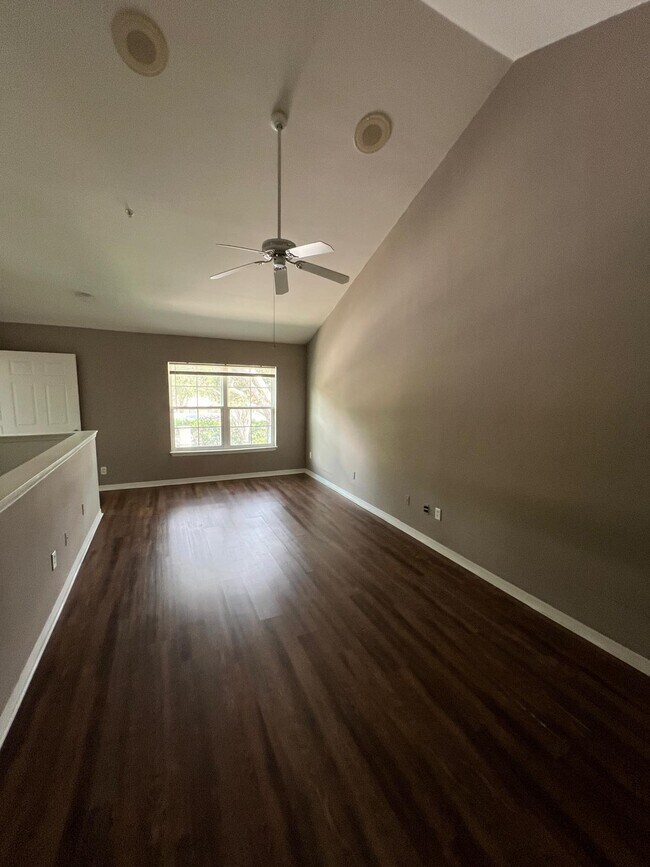 Foto del edificio - 3455 Westchester Square Blvd