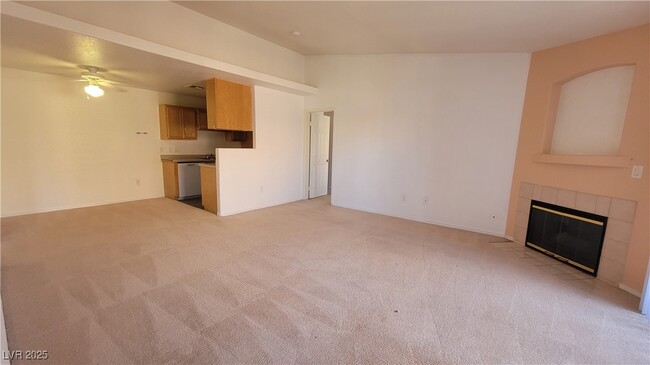 Foto del edificio - 4730 E Craig Rd