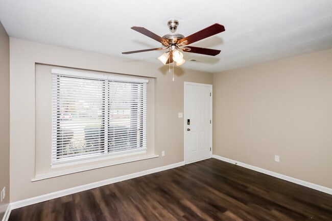 Building Photo - 3407 Pine Meadow Dr