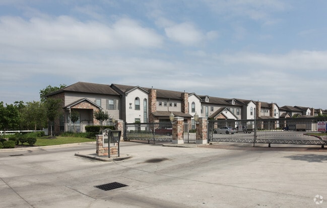 Building Photo - Fountains at Tidwell