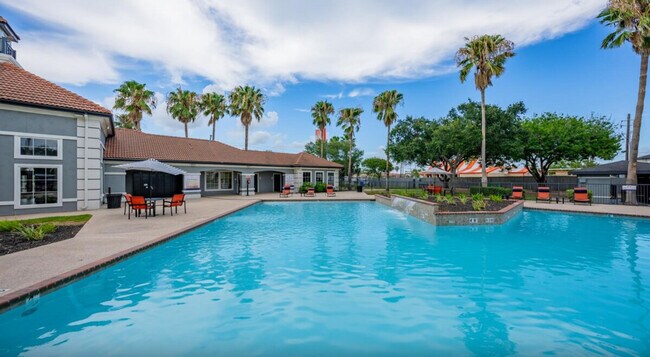 Foto del edificio - 6225 Saratoga Blvd