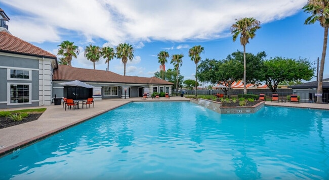 Building Photo - 6225 Saratoga Blvd