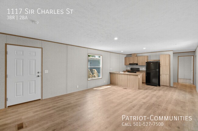 Building Photo - 1117 Sir Charles St