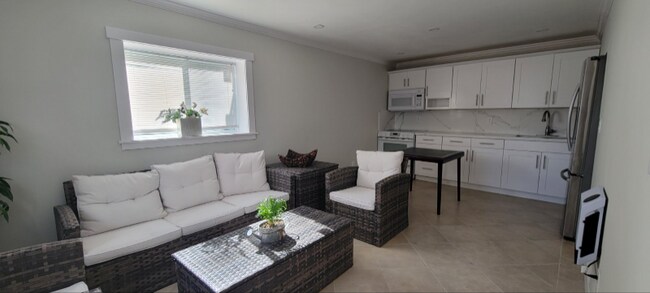 Foto del edificio - 5923 Lowell Rd
