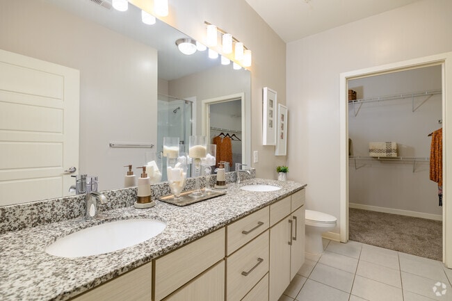The Celestial - Master Bathroom - Solstice Apartment Homes