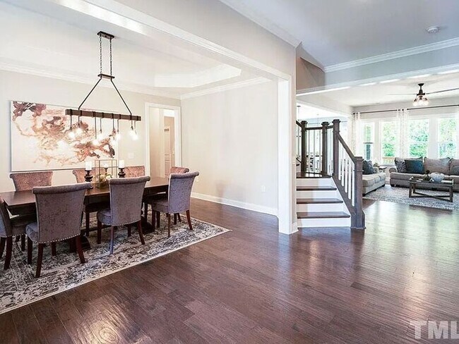 Foto del edificio - 312 Sweetbriar Rose Ct