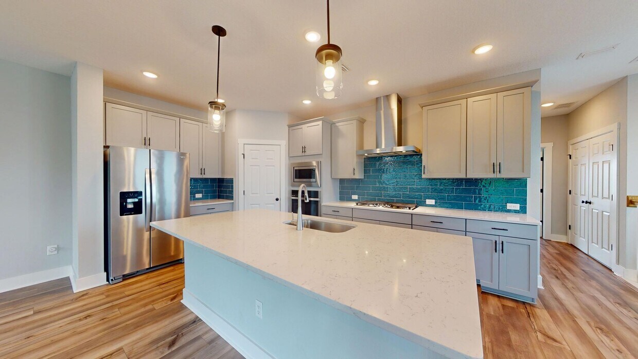 Primary Photo - Stunning 3-Bedroom, 2.5-Bath Villa in The ...