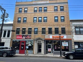 Building Photo - 55 Main St