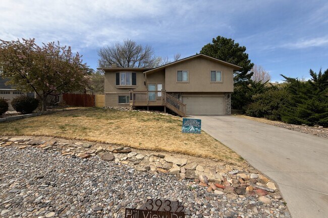 393 1/2 Hill View Dr - 393 1/2 Hill View Dr House