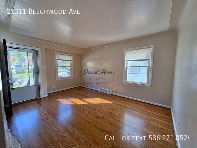 Foto del edificio - 21311 Beechwood Ave