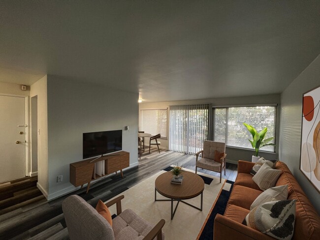 Interior Photo - Arise Highline