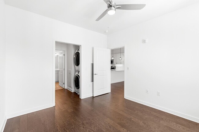 Building Photo - 1677 54th Ave N