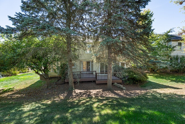 Building Photo - 619 Whitney Dr