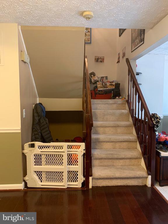 Foto del edificio - 14105 Honey Hill Ct