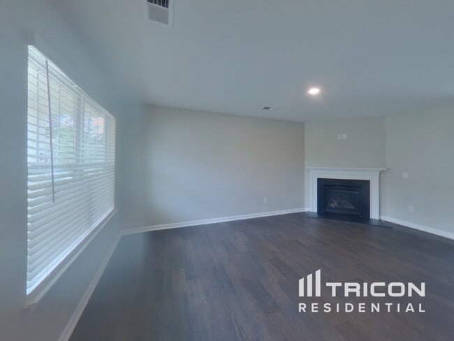 Building Photo - 283 Millen Dr