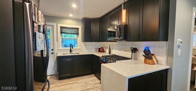 Building Photo - 141 West End Ave