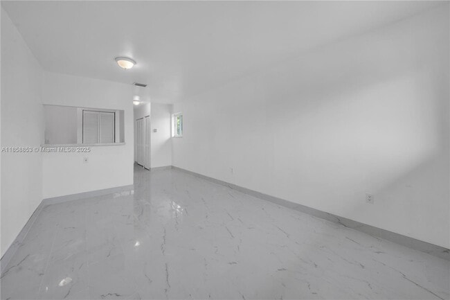 Building Photo - 1371 NW 3rd St
