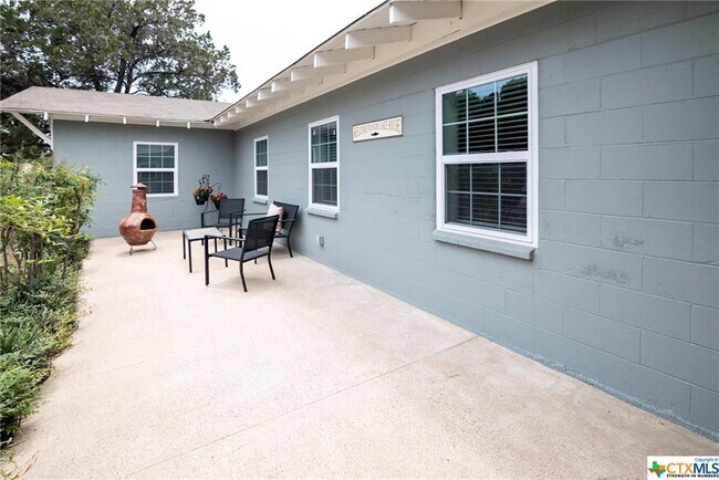Building Photo - 2440 Sportsman Club Rd