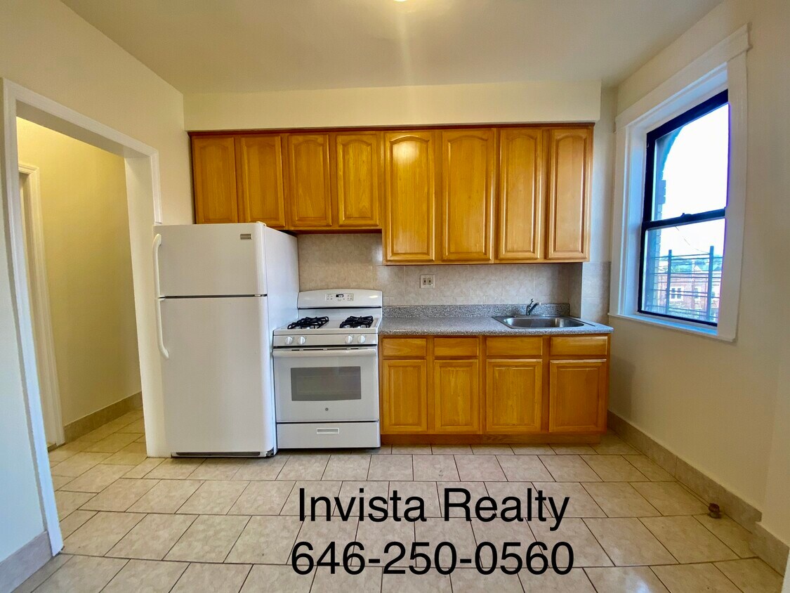 Kit - 3004 47th St