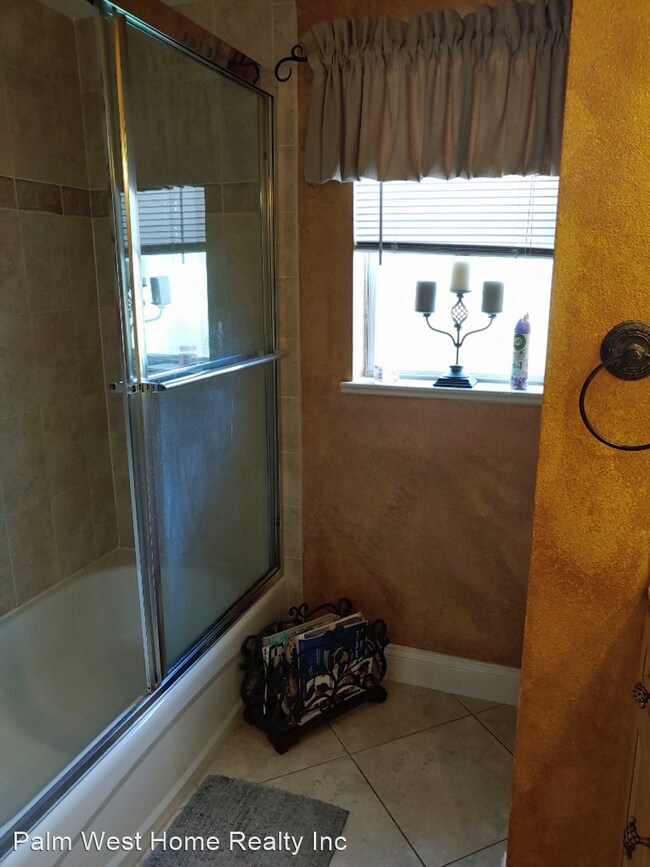Foto del edificio - 3 br, 2 bath House - 35 Frontier Dr