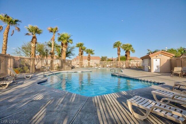 Foto del edificio - 8800 Horizon Wind Ave