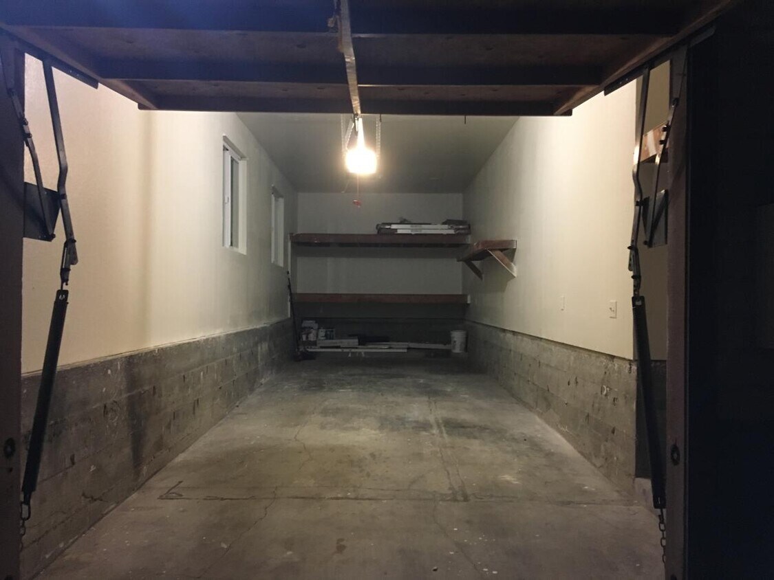 Primary Photo - 125 N Cabrillo Ave