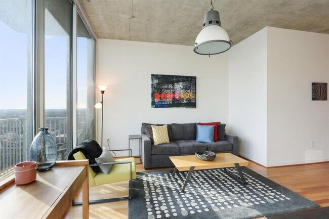 Foto del edificio - 860 Peachtree St NE