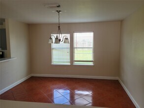 Building Photo - 7915 Summerfern Ct