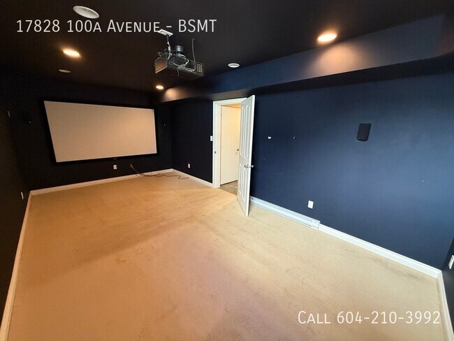 Building Photo - Spacious Suite in Fraser Heights