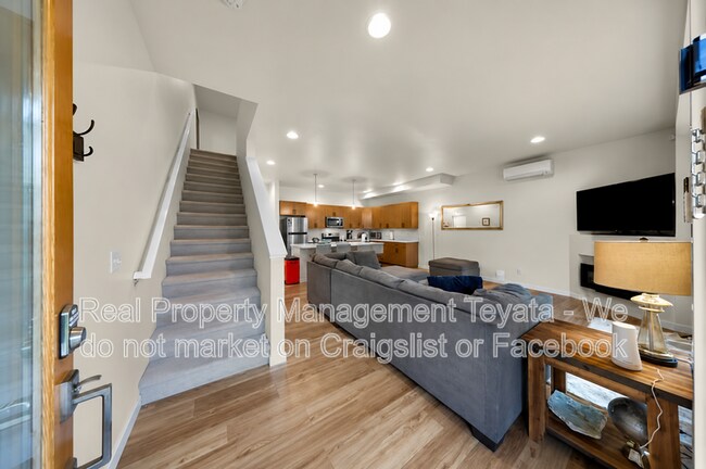 Foto del edificio - 4228 Braeburn Ln