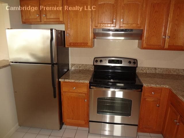 Building Photo - 425 Broadway