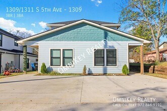 Building Photo - 1309-1311 S 5th Ave