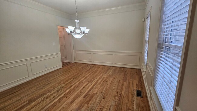 Foto del edificio - Bright & Spacious Home in Fredericksburg!
