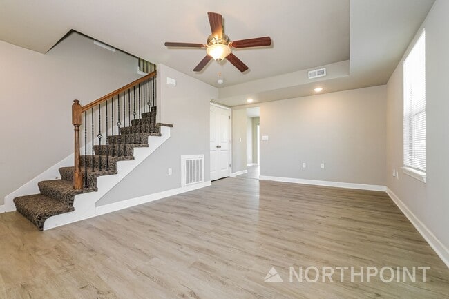 Building Photo - 3 BR/2.5BA | Newly Renovated Single Family Home | 1-Car Covered Parking | Great backyard!