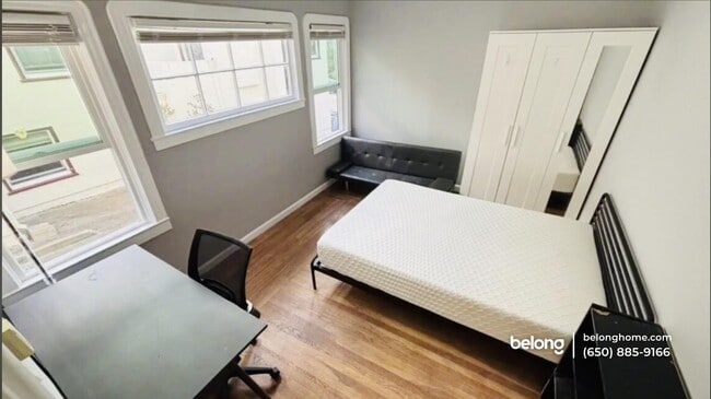 Building Photo - 2366 Virginia St