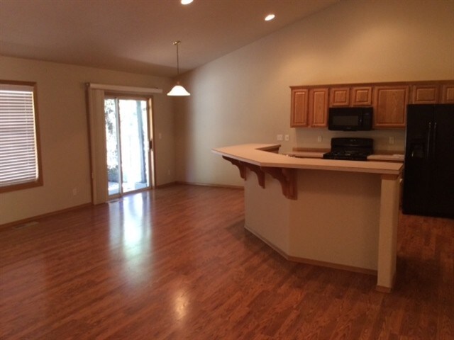 Foto del edificio - 891 Whitetail Deer St NW