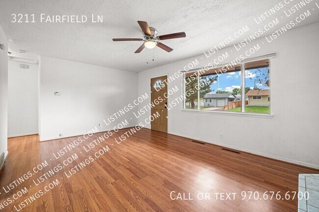 Foto del edificio - 3211 Fairfield Ln