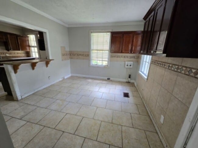 Building Photo - 139 Mt Vernon Dr
