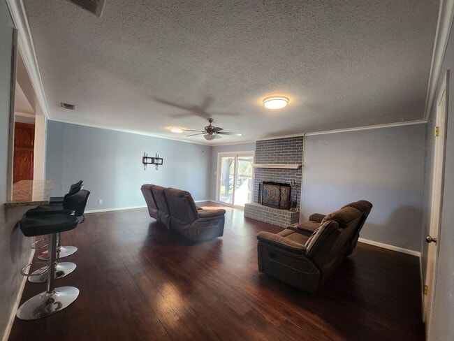 Foto del edificio - Coming Soon, PG 4 Bedroom